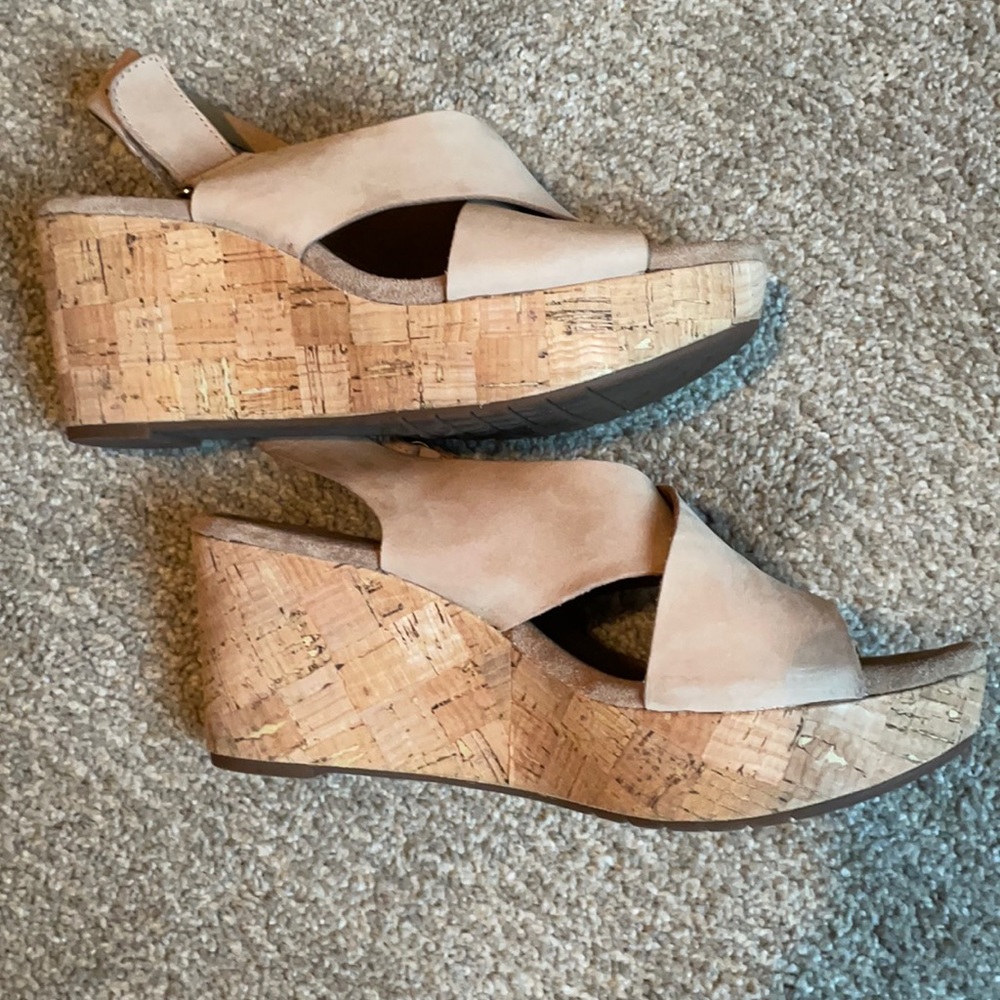 Clarks nude strap Velcro wedge; women’s 9